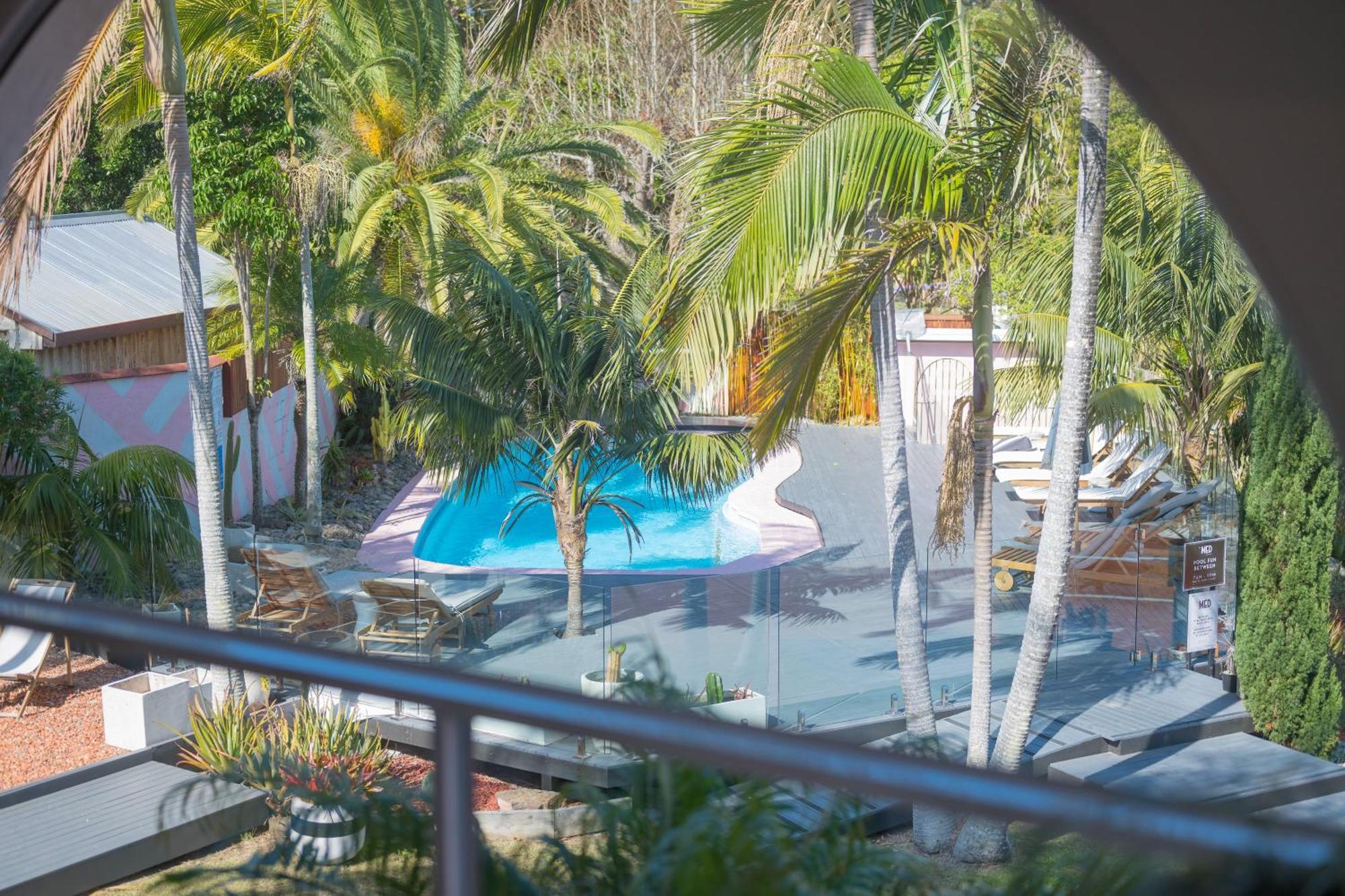 Motel The Med Crescent Head Extérieur photo